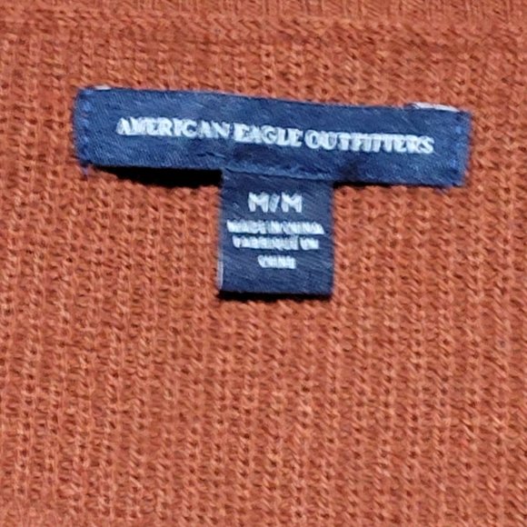 EUC American Eagle Outfitters Rust Sweater Size Medium - Picture 2 of 12